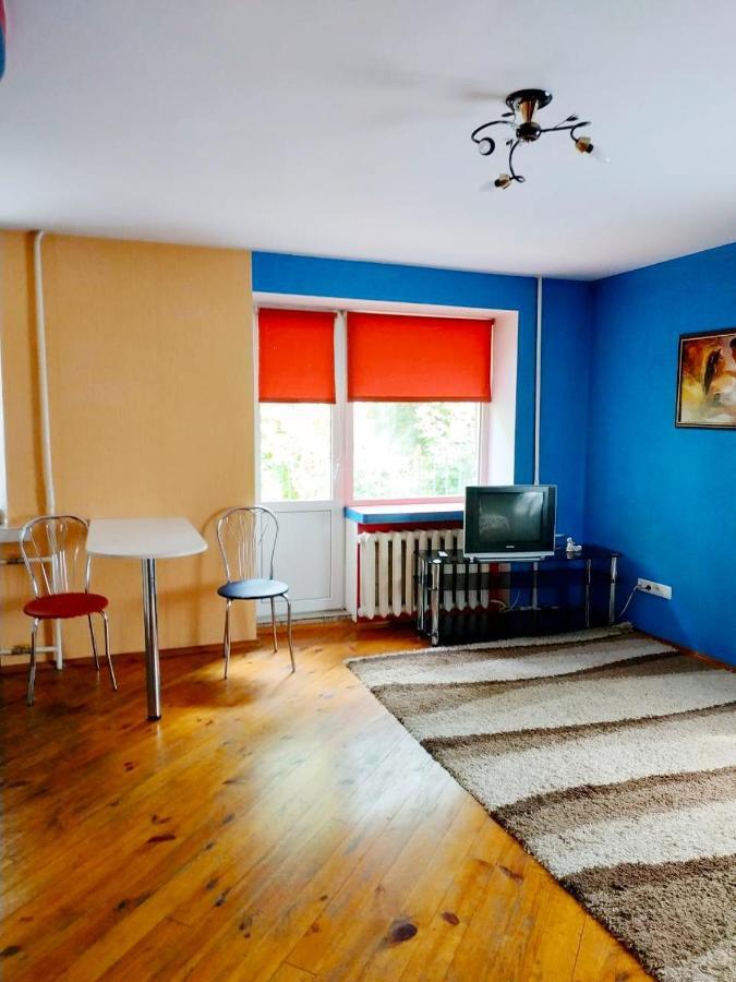 "Центр Ж/Д" Apartman Rivne Kültér fotó